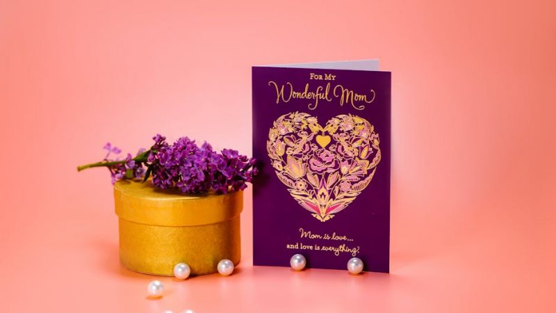 Какой лучше подарок для девочек