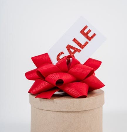 Какой подарок подарить на год