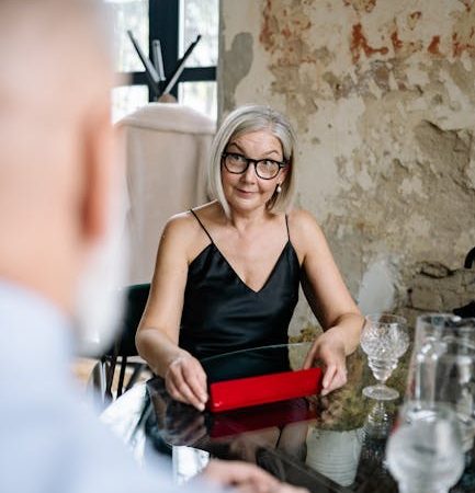 Какой подарок можно сделать старший