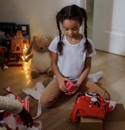 Купить подарок на день