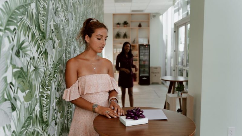 Магазин товаров подарков