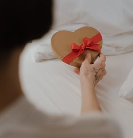 Купить подарок мальчику на год