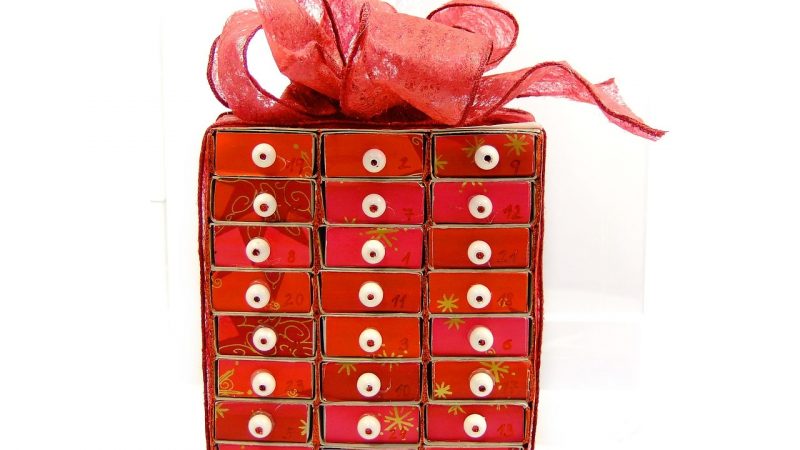 Какой подарок на 300